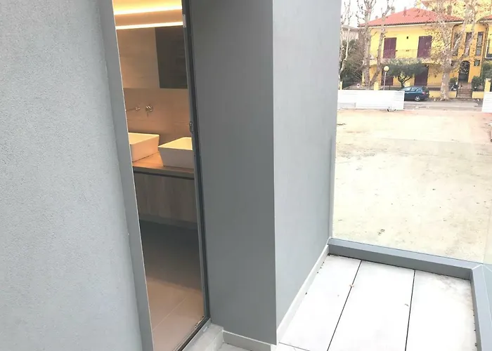Exclusive דירה *