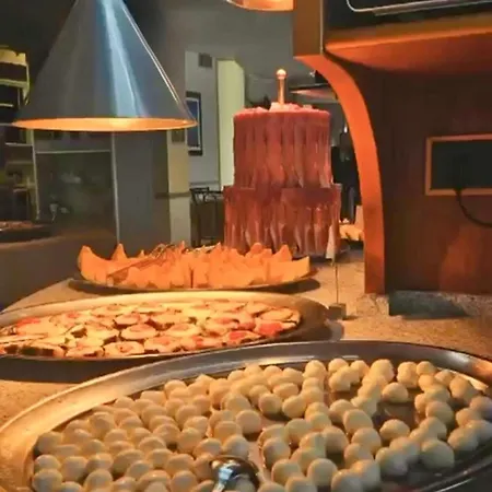 Exclusive ベラーリア・イジェア・マリーナ