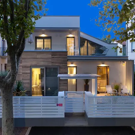 アパート Exclusive